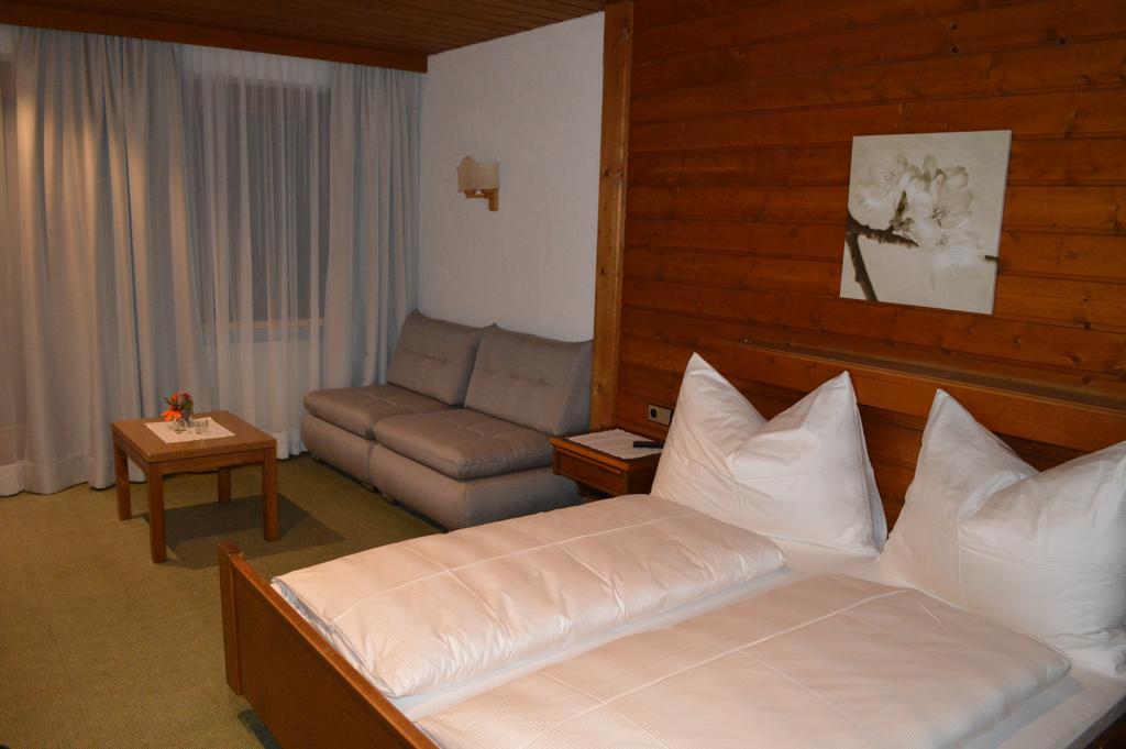 Gasthaus Glockle Apartman Damuels Kültér fotó