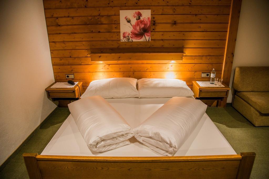 Gasthaus Glockle Apartman Damuels Kültér fotó